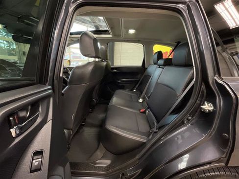 Used 2018 Subaru Forester 2.5i Premium image 18