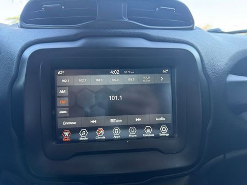 Used 2021 Jeep Renegade Latitude w/ Sun & Sound Group image 35