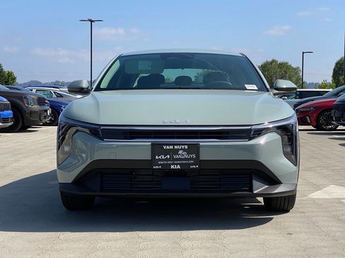 New 2026 Kia K4 FWD image 10