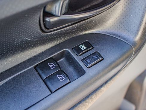 Used 2019 Nissan NV200 SV w/ Navigation Package image 14