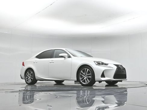 Used 2020 Lexus IS 300 w/ Accessory Package 2 RWD image 4