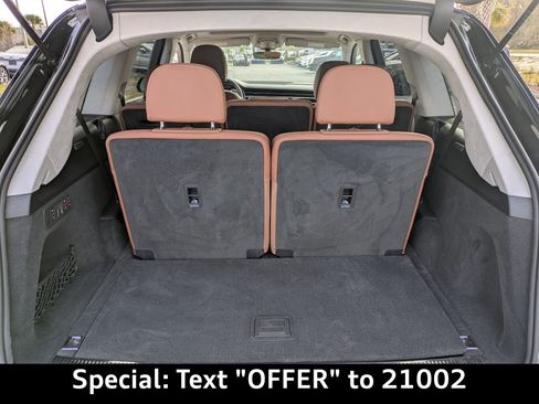 Certified 2024 Audi Q7 3.0T Prestige image 15