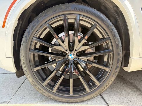 Used 2022 BMW X5 sDrive40i w/ M Sport Package RWD image 69