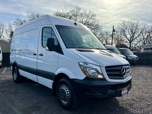 Used 2017 Mercedes-Benz Sprinter 3500 image 7