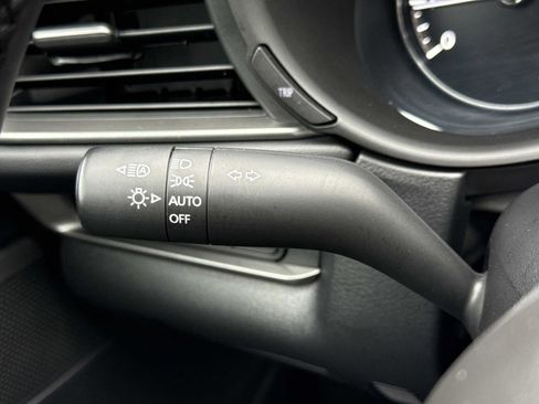 Used 2022 MAZDA CX-30 AWD 2.5 S w/ Select Package image 9