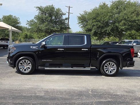 Used 2022 GMC Sierra 1500 Denali image 5