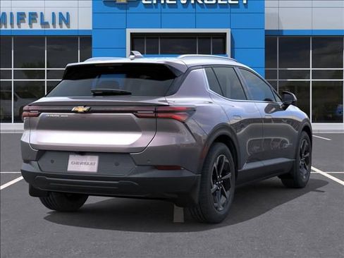 New 2026 Chevrolet Equinox EV LT AWD/4WD image 4
