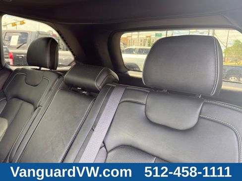 Used 2023 Jeep Grand Cherokee Overland AWD/4WD image 31