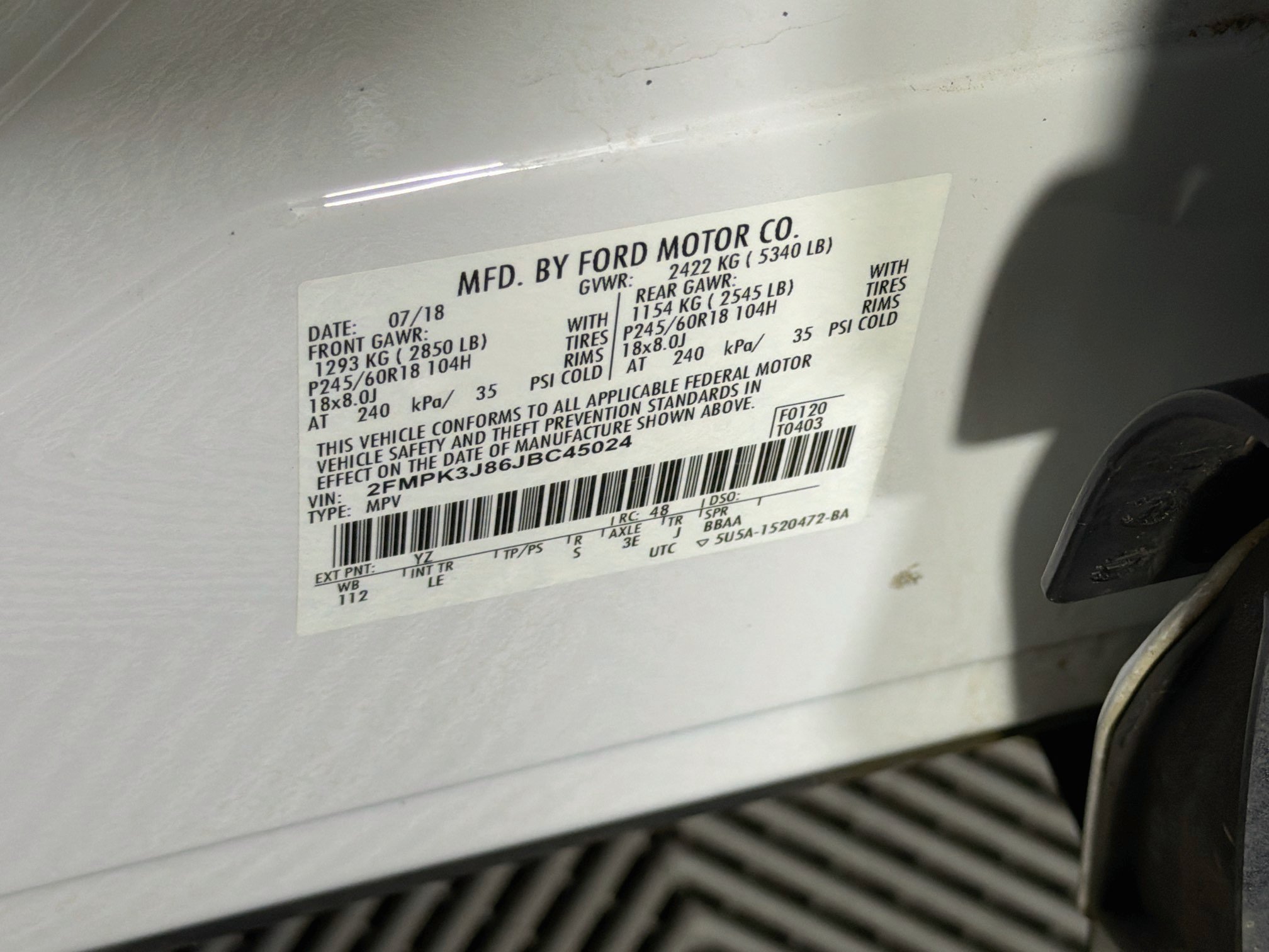 Used 2018 Ford Edge SEL w/ Equipment Group 201A FWD image 12