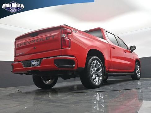 Used 2020 Chevrolet Silverado 1500 RST w/ Texas Edition RWD image 23
