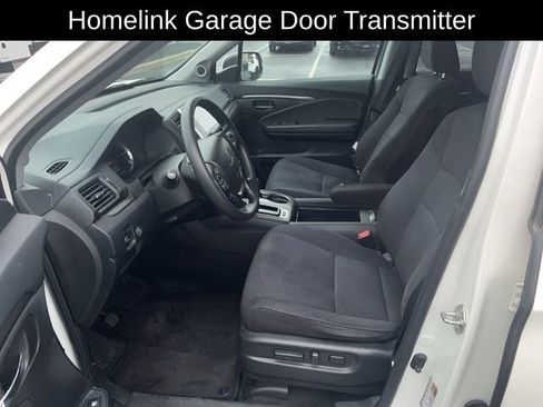 Used 2017 Honda Pilot EX image 11