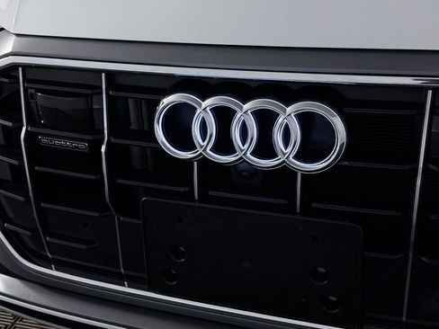 Used 2023 Audi Q8 Premium Plus w/ Premium Plus Package AWD/4WD image 15