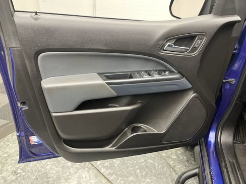 Used 2017 Chevrolet Colorado Z71 image 5