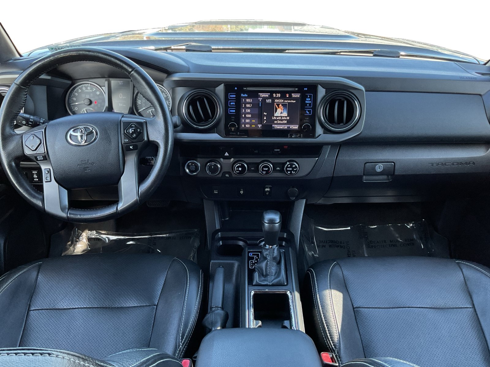 Used 2016 Toyota Tacoma TRD Sport AWD/4WD image 10