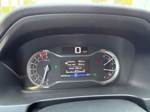 Used 2017 Honda Pilot EX-L image 24