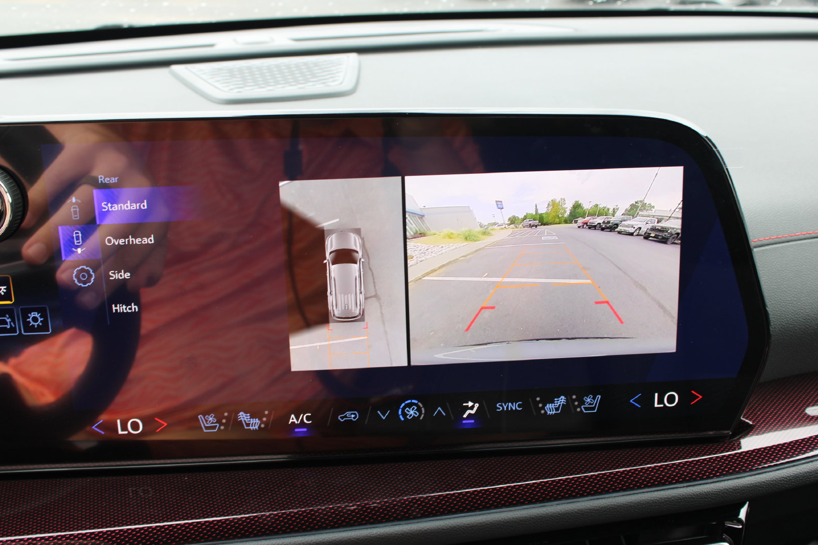 New 2026 Chevrolet Traverse RS w/ LPO, Floor Liner Package FWD image 16