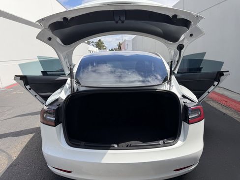 Used 2023 Tesla Model 3 Standard Range RWD image 15