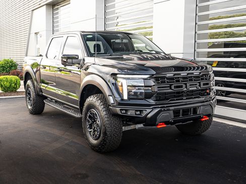 Used 2025 Ford F150 Raptor w/ Equipment Group 803A Raptor R AWD/4WD image 30