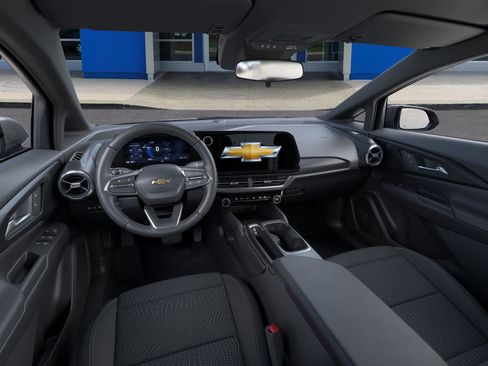 New 2026 Chevrolet Equinox EV LT image 39