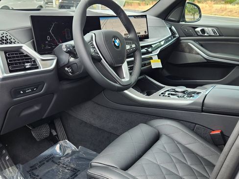 New 2026 BMW X5 xDrive40i AWD/4WD image 9