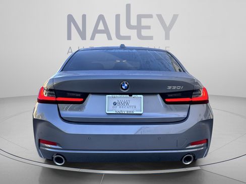 Used 2026 BMW 330i Sedan w/ Premium Package RWD image 4