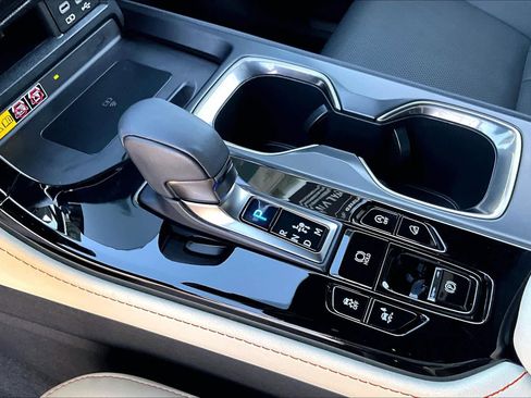 Used 2023 Lexus NX 350 Luxury image 16