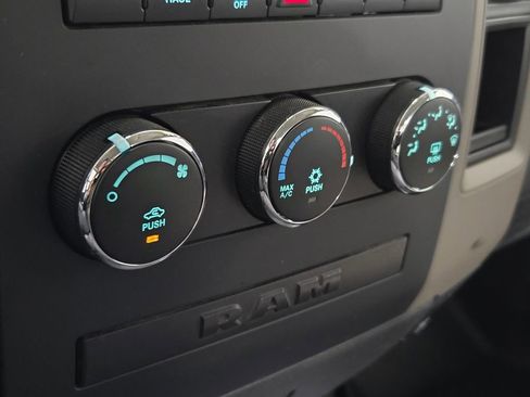 Used 2012 RAM 1500 Express image 22