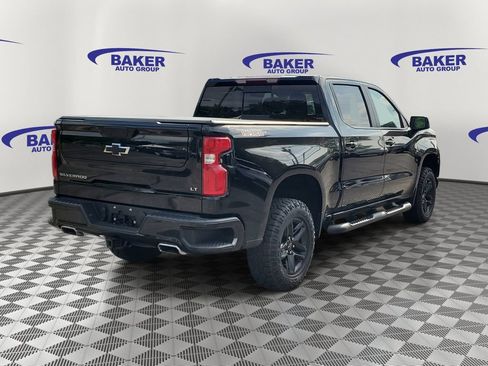 Used 2021 Chevrolet Silverado 1500 LT Trail Boss w/ Convenience Package II AWD/4WD image 2