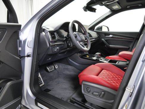 Used 2023 Audi SQ5 Prestige w/ Prestige Package AWD/4WD image 14
