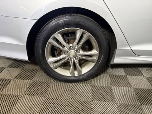 Used 2019 Hyundai Sonata Limited w/ Ultimate Package 04 image 24