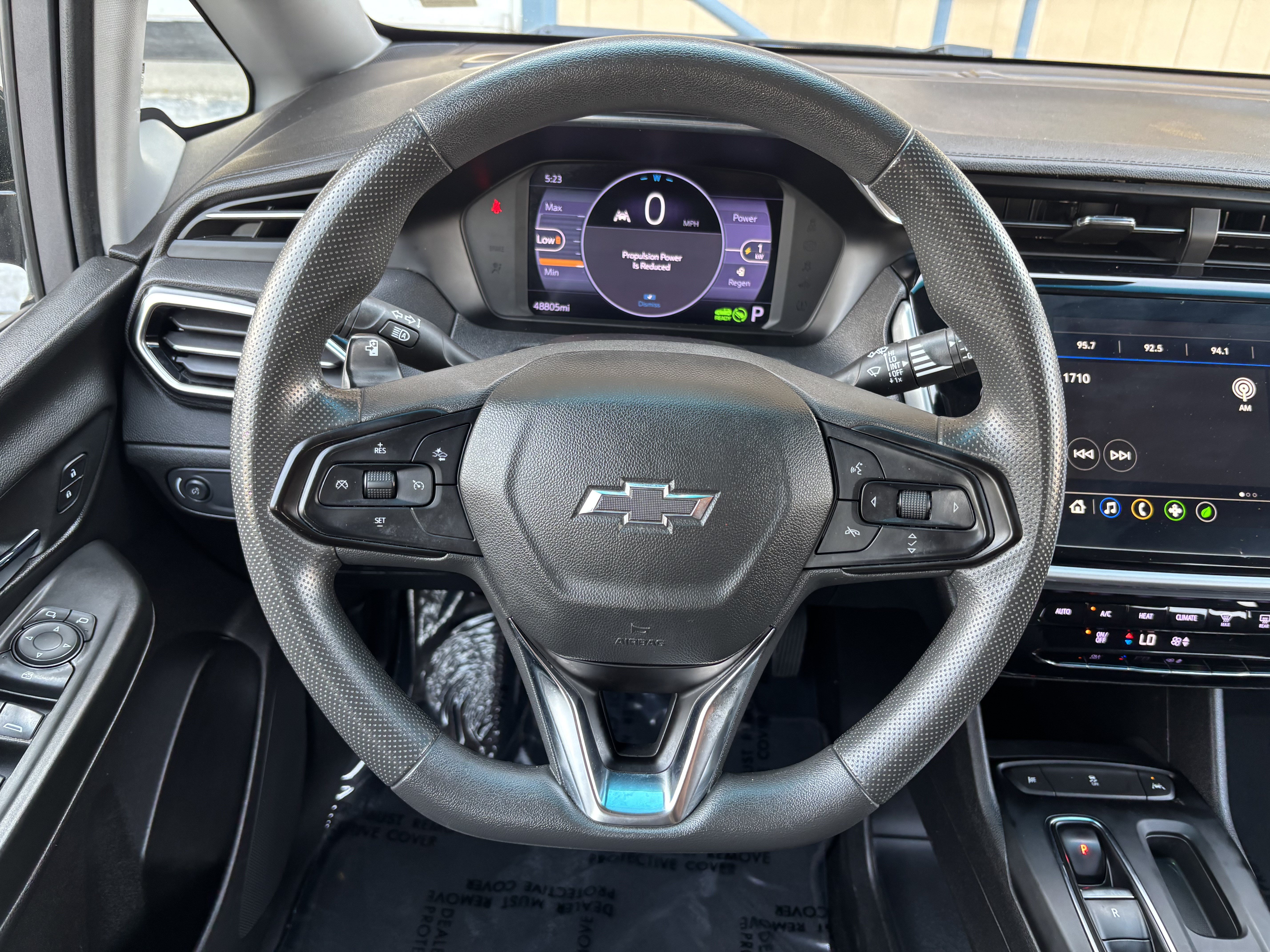Used 2023 Chevrolet Bolt LT FWD image 13