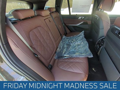 New 2026 BMW X5 xDrive50e w/ Executive Package image 27