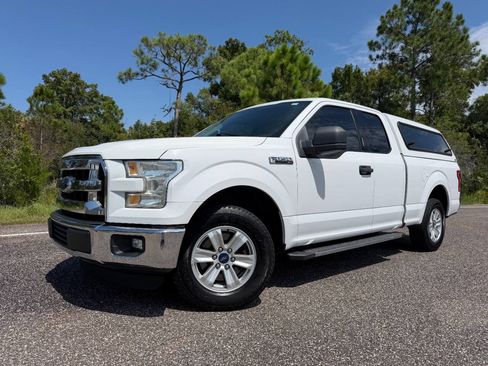 Used 2015 Ford F150 XLT w/ Trailer Tow Package RWD image 1