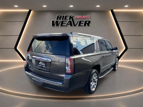 Used 2020 GMC Yukon XL Denali AWD/4WD image 6