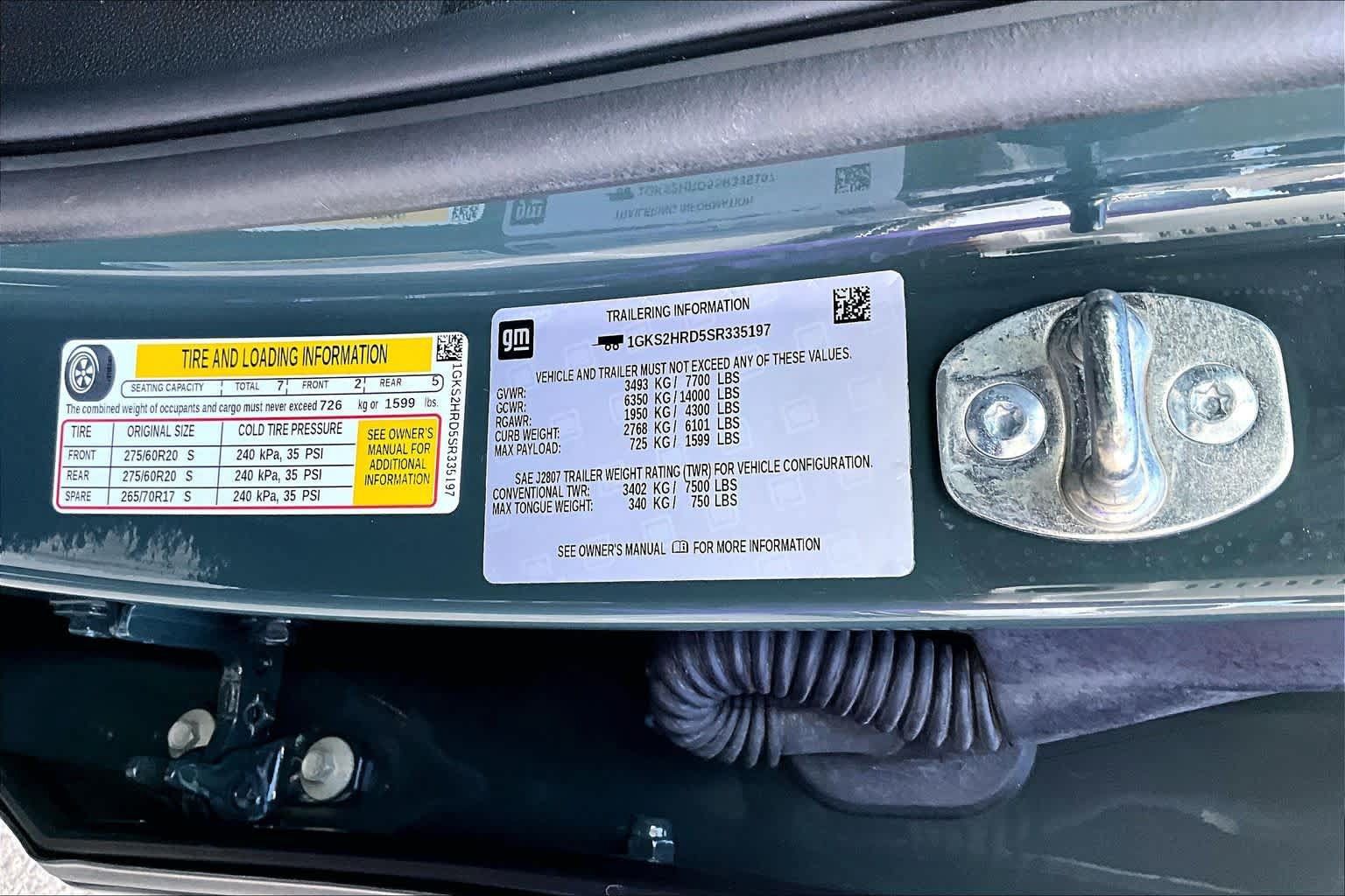 Used 2025 GMC Yukon XL AT4 AWD/4WD image 36