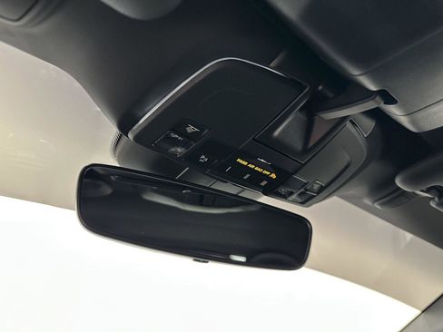 Certified 2025 Porsche 718 Boxster GTS image 31