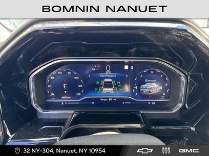 Used 2022 Chevrolet Silverado 1500 RST w/ Redline Edition