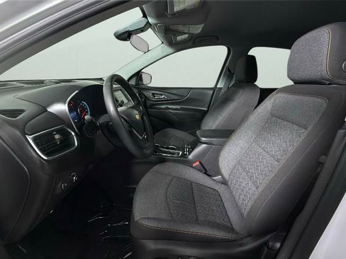 Certified 2024 Chevrolet Equinox LT image 17