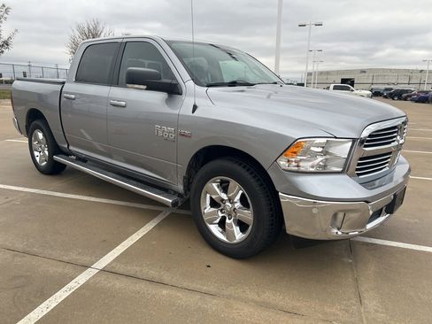 Used 2019 RAM 1500 Big Horn image 2