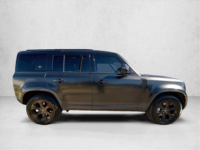 Used 2020 Land Rover Defender 110 HSE AWD/4WD image 5