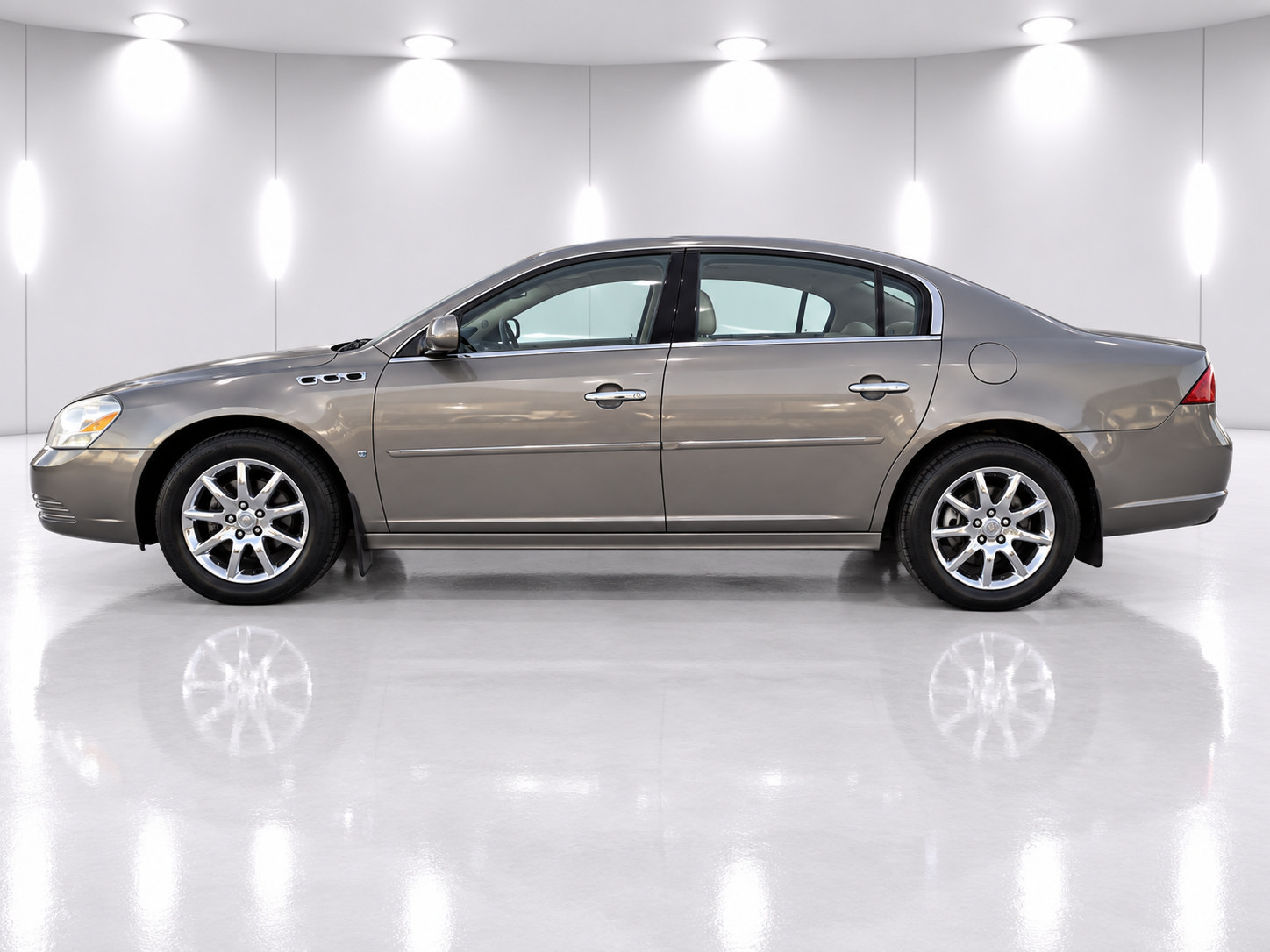 Used 2010 Buick Lucerne CX w/ CX Premium Appearance Package FWD image 3
