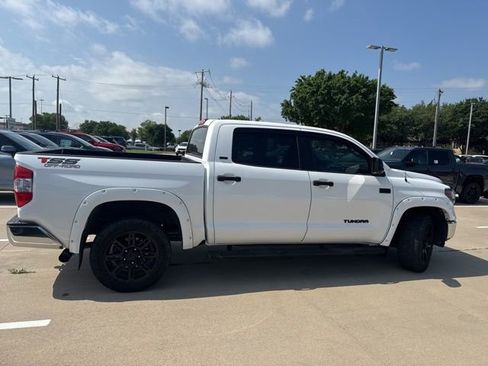 Used 2019 Toyota Tundra SR5 w/ SR5 Upgrade Package image 3