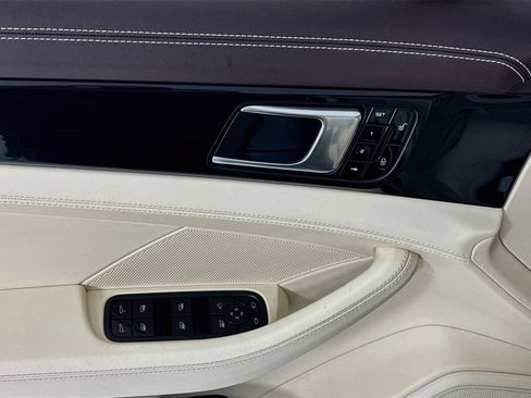 Certified 2018 Porsche Panamera 4 AWD/4WD image 11