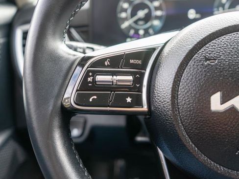 Certified 2024 Kia Seltos S image 19