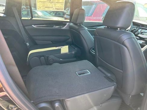 New 2025 Cadillac XT6 Premium Luxury image 23