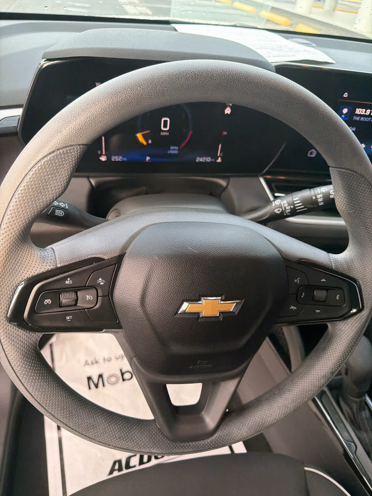 Used 2024 Chevrolet TrailBlazer LT w/ Driver Confidence Package FWD image 17