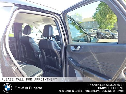Used 2024 Ford Escape Platinum AWD/4WD image 14