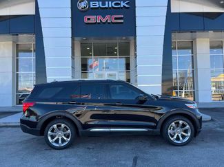 Used 2020 Ford Explorer Platinum w/ Premium Technology Package video 2