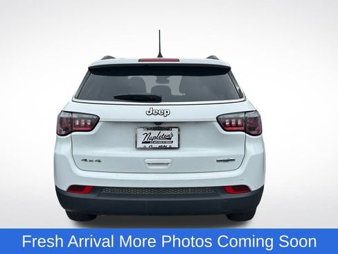 Used 2025 Jeep Compass Latitude image 5