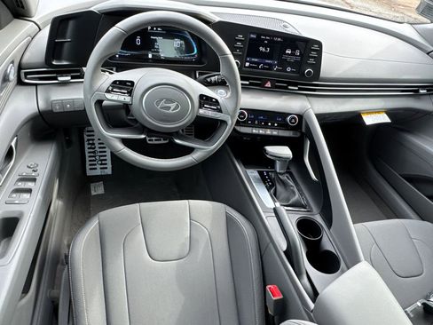 New 2026 Hyundai Elantra Sport image 13
